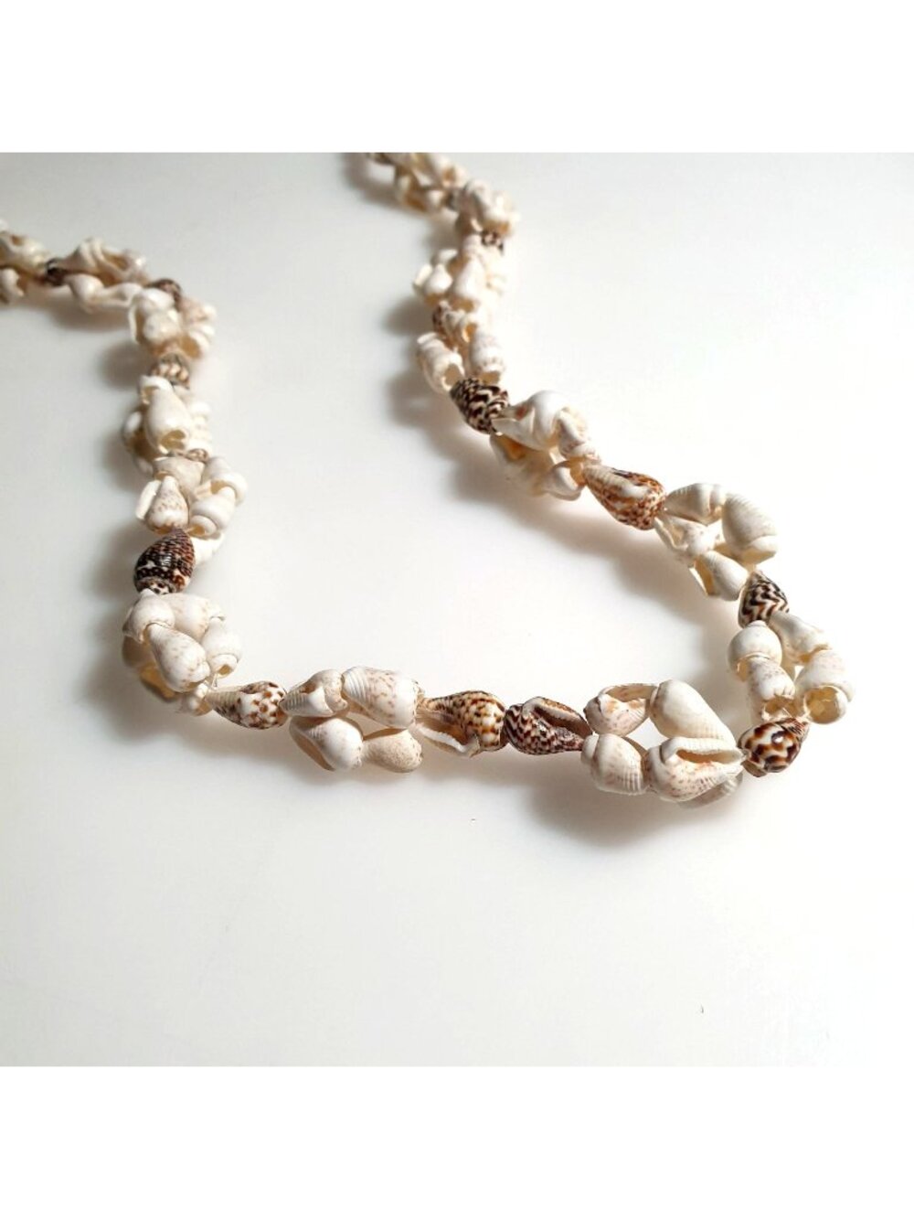Vintage Hawaiian Cowrie Shell Necklace Natural Handmade Brown White Jewelry Boho